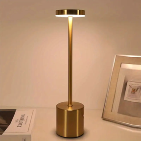 Luminária de Mesa Abajur Cabeceira Escrivaninha LED 3 em 1 Recarregável Tipo C Preto Cromado Dourado